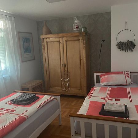 Ferienwohung Am Felsenwanderweg Im Pfaelzerwald Apartment Rodalben Bagian luar foto